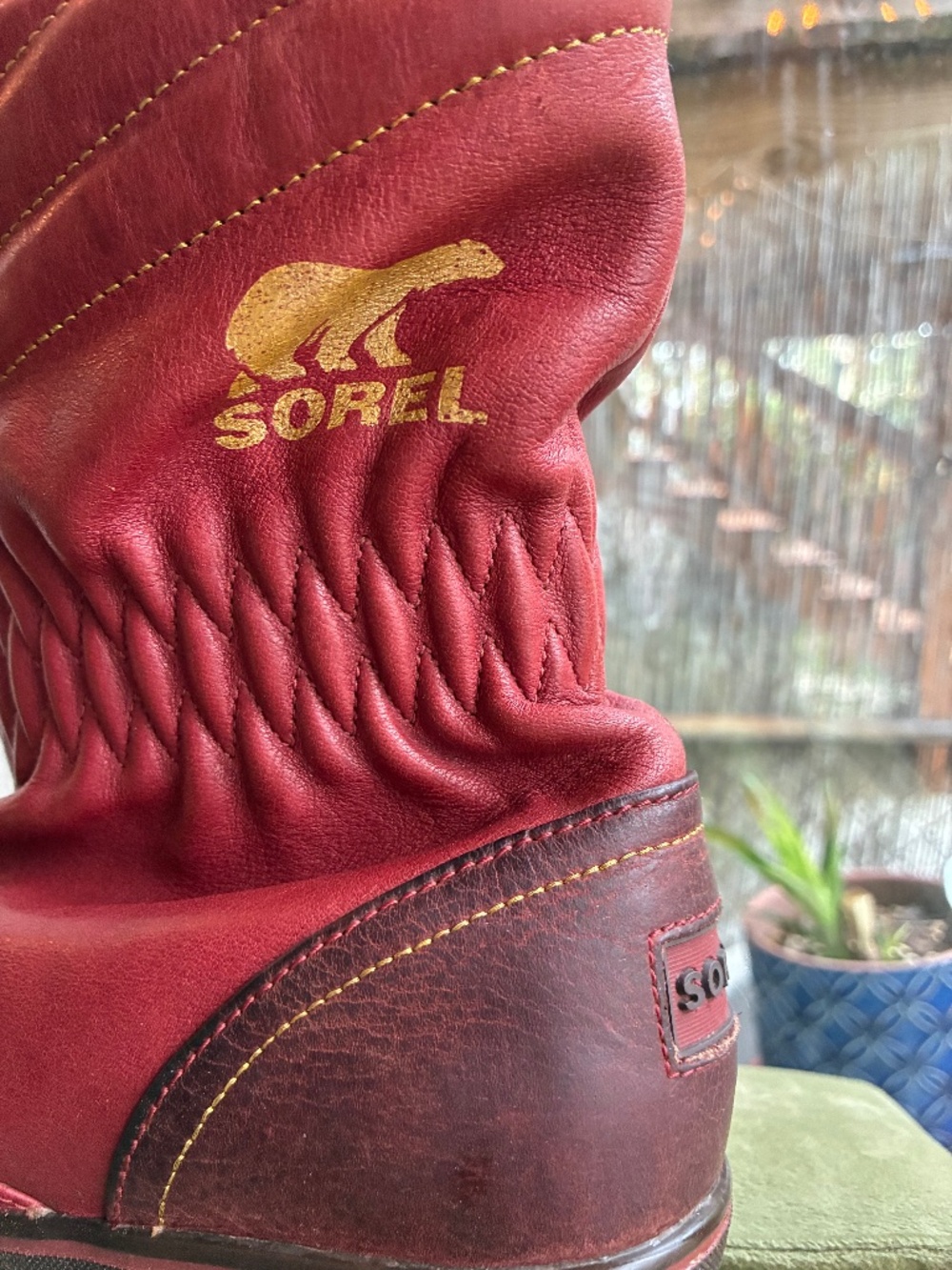 Sorel Size 8 Red Snow Boots